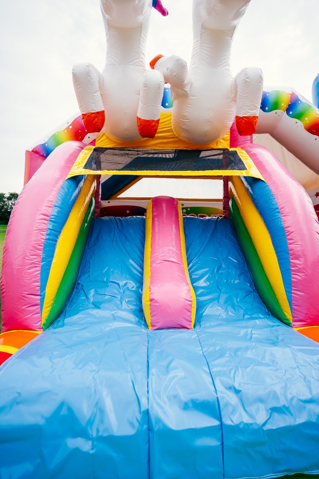 Double slide unicorn